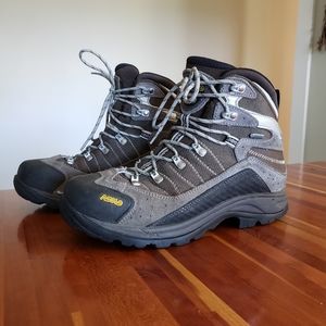 Men's Asolo Drifter 8 or Woman's 9 hiking backpacking boots